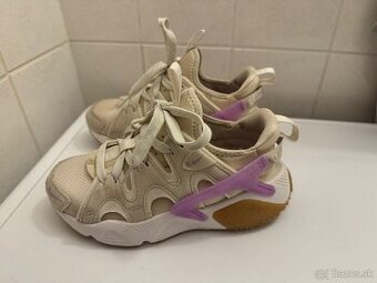Tenisky Nike