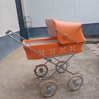Predám retro kočík pre bábiky č.4
