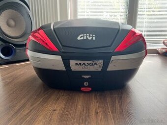 Givi kufor na motorku