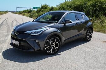 Toyota C-HR EASY EDITION crossover 2020 1.8 Hybrid