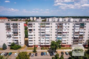 Exkluzívne na predaj 3-i byt v meste Trebišov - Komenského