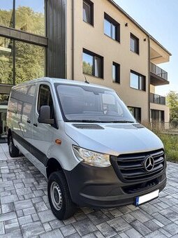 Mercedes Sprinter r.v 2020 4x4 uzávierka navi automat DPH