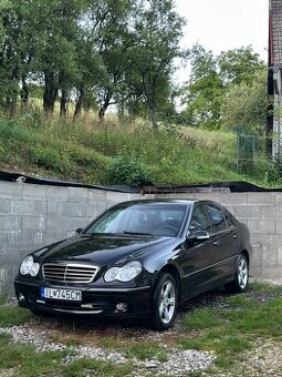 Mercedes benz C 180 kompressor w203 facelift 105kw