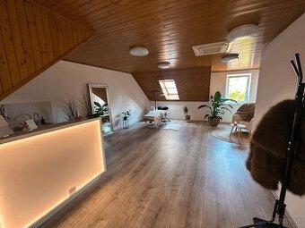 Prenajmem lehátko v salóne