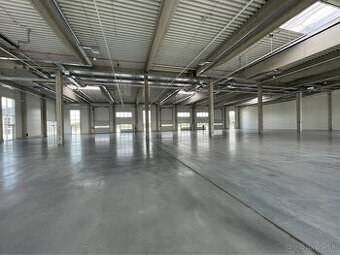 Prenájom výrobno-skladového priestoru 900 m² v časti Bratisl