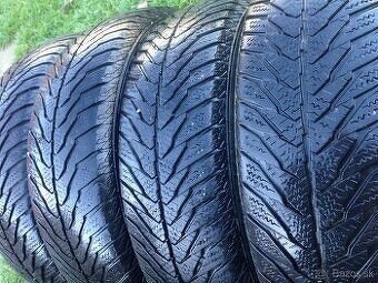 Predám zimné peum r14 165/70 5/5mm