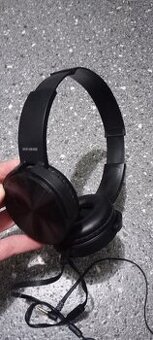 Sluchátka nové