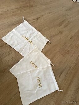 Dior vaky