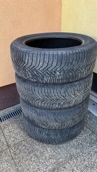 225/55 r18