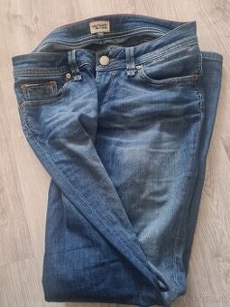 Dámske značkové rifle Tommy hilfiger