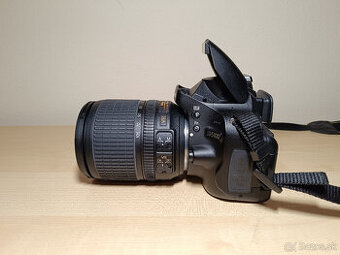 Nikon D5100 + objektív Nikon AF-S 18-105 mm VR