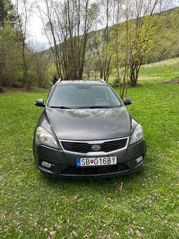 Kia Ceed kombi 1.6 benzín LPG r.v.: 2012