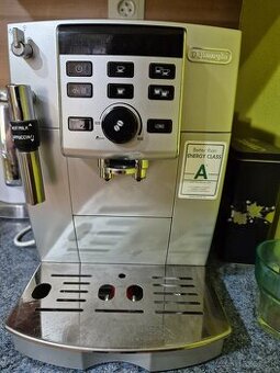 Automaticky kávovar Delonghi