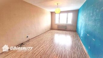 BÁNOVCE n. B. – 3 – izb. byt /sídl. SEVER / ul. Sládkovičova