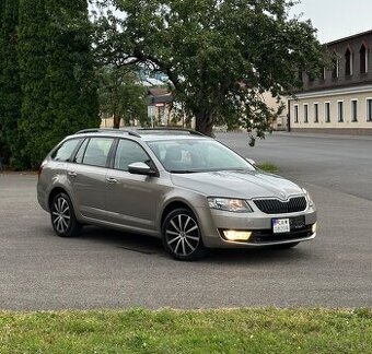 Škoda Octavia 3 Combi 1.6 TDI 77kw 4x4,R17,Bluetooth
