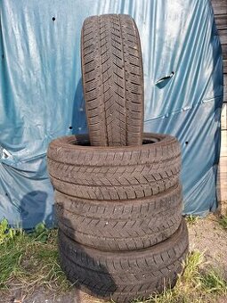 Ponúkame 4 zimné pneumatiky Dávajte SUV 235/55 R18