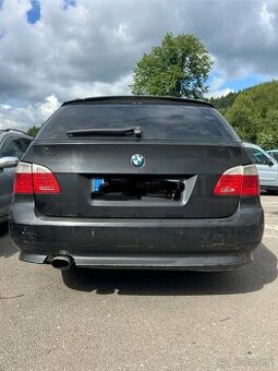 Kupim zadný nárazník BMW e61 po facelifte