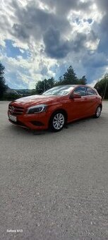 Mercedes A180 benzín