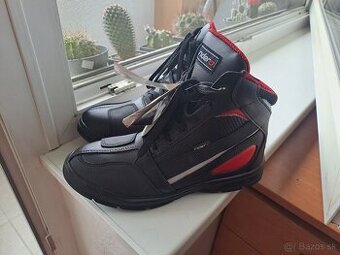 Topanky na motorku, motocykel velkost 42.