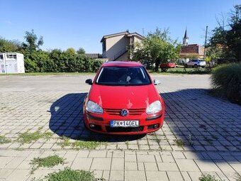 Predám Volkswagen golf 5