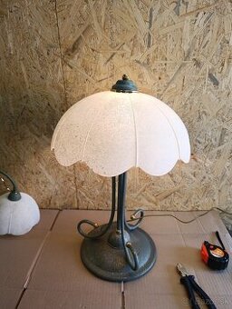 Stolová lampa