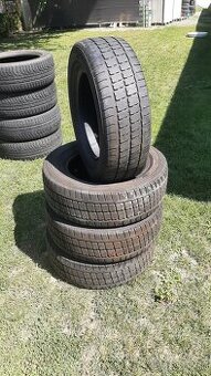 225/65r16C 112/110R Avon  zimne