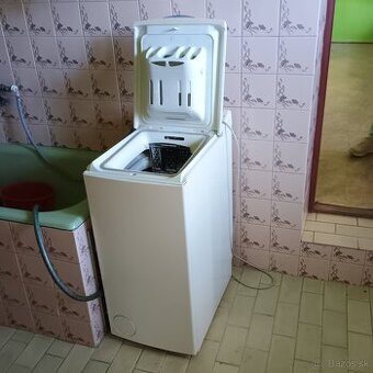 Práčka Whirlpool