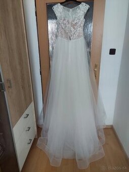 Svadobné šaty
