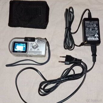 REZERVOVANÉ Fotoaparat SONY