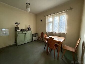 Rodinný dom na rekonštrukciu, Púchov