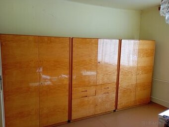 Nabytok do spalne, manzelska postel, perinac,zrkadlo