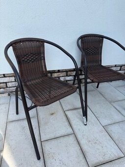 Ratanové stoličky hnedé 2ks