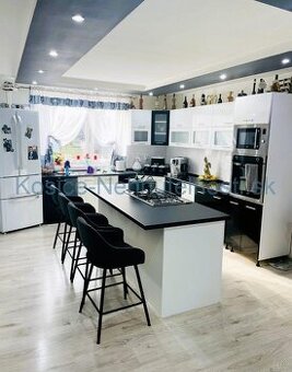 Predaj poschodový RD 180 m2, 453 m2 pozemok Trebišov