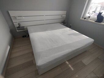 Biela postel NORDLI IKEA 180x200 + matrac