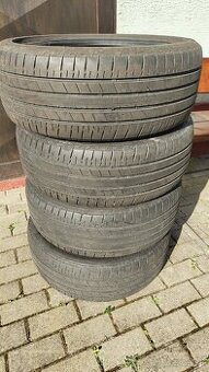 4x Bridgestone 225/45 R19
