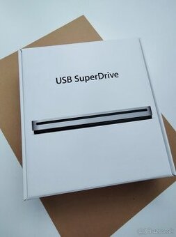 Apple USB SuperDrive - externá dvd napaľovačka