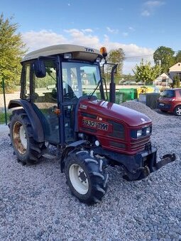 Traktor TYM T430 4WD