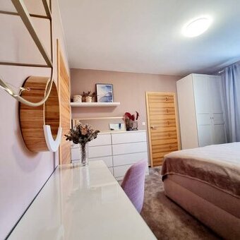 Štýlový, krásny 2,5- izbový byt blízko City Arény a stanice