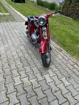 Jawa 250 panelovka