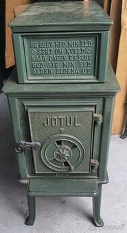 Liatinové kachle Jotul F 118 N zelený smalt