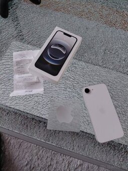 iPhone 16e 128GB white