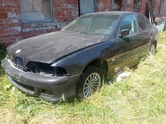 Rozpredám BMW E39 530d 142kw automat r.v 2002