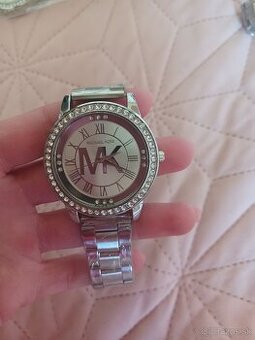 Nové hodinky Michael Kors