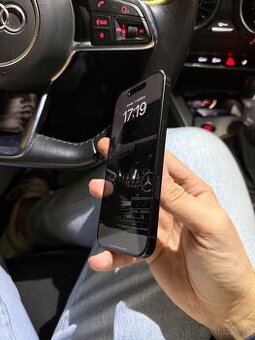 iPhone 16 Pro 256gb black titanium