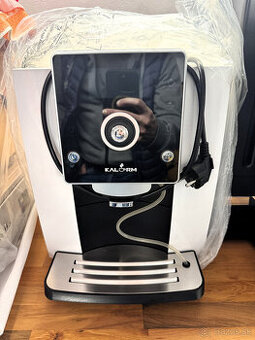Predám kvalitne repasovaný kávovar Kalerm KLM 2601 White