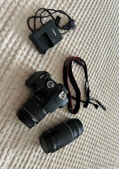 📸 Predám digitálny fotoaparát Canon 2000D 📸- ako nový - 1