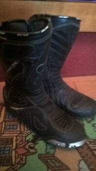 Predam topanky na motorku