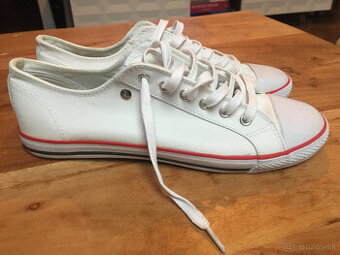 Predám tenisky DUNLOP