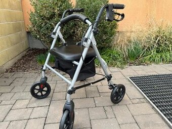 Chodítko pre seniorov a dôchodcov - rolátor