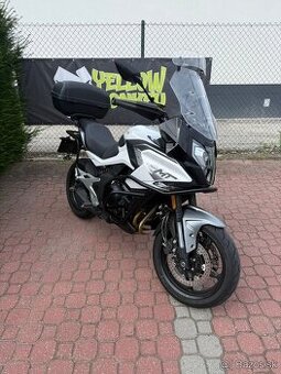 CFMOTO 700MT white